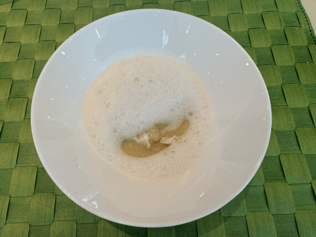 美瑛のAspergesで味わう越冬じゃがいものピューレと軽やかな泡仕立て